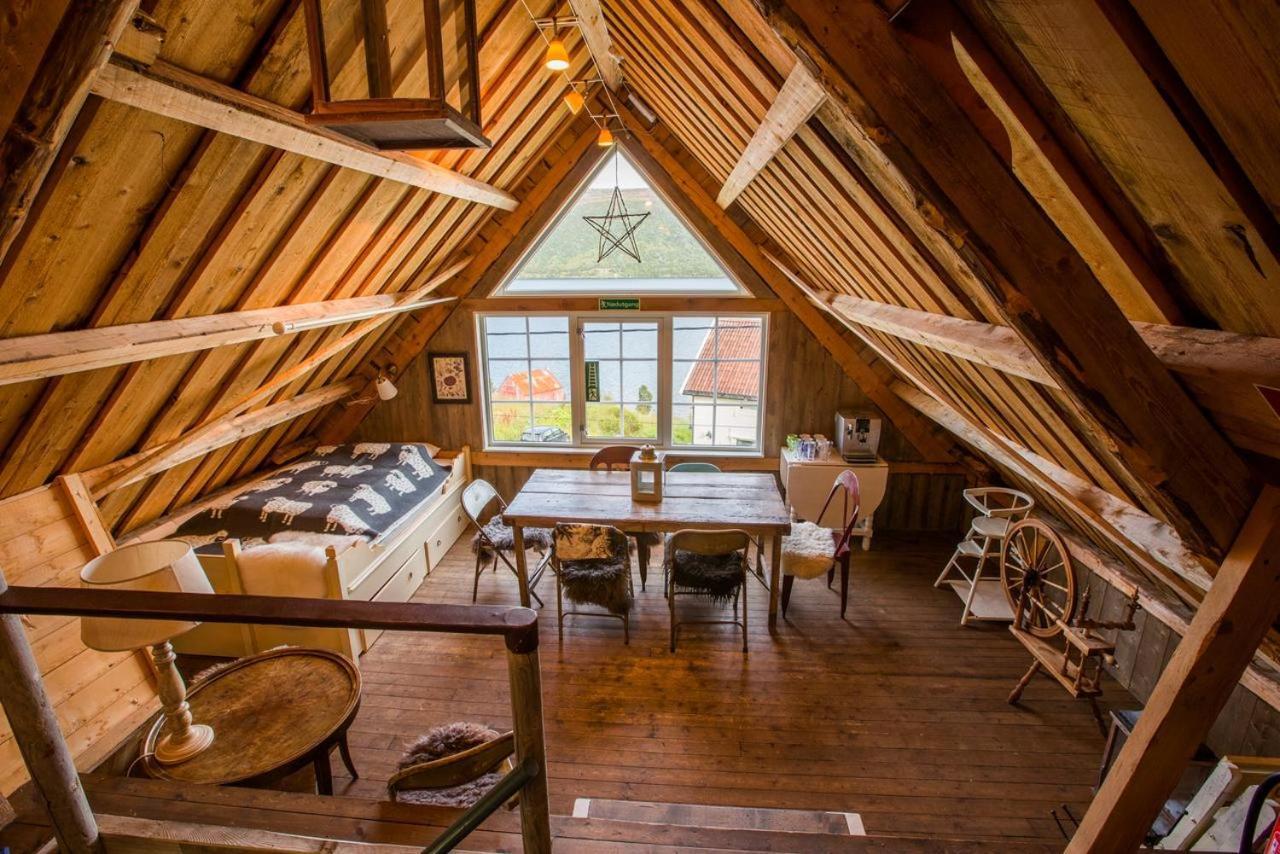 Kraemarvika Lodge Tromso Bagian luar foto